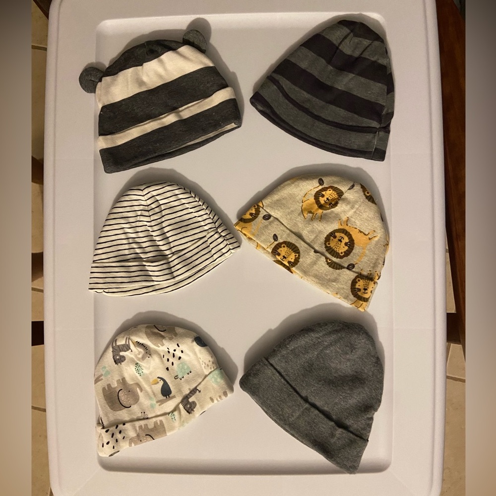 BUNDLE OF 6!!! Gerber Baby Hats (Newborn)